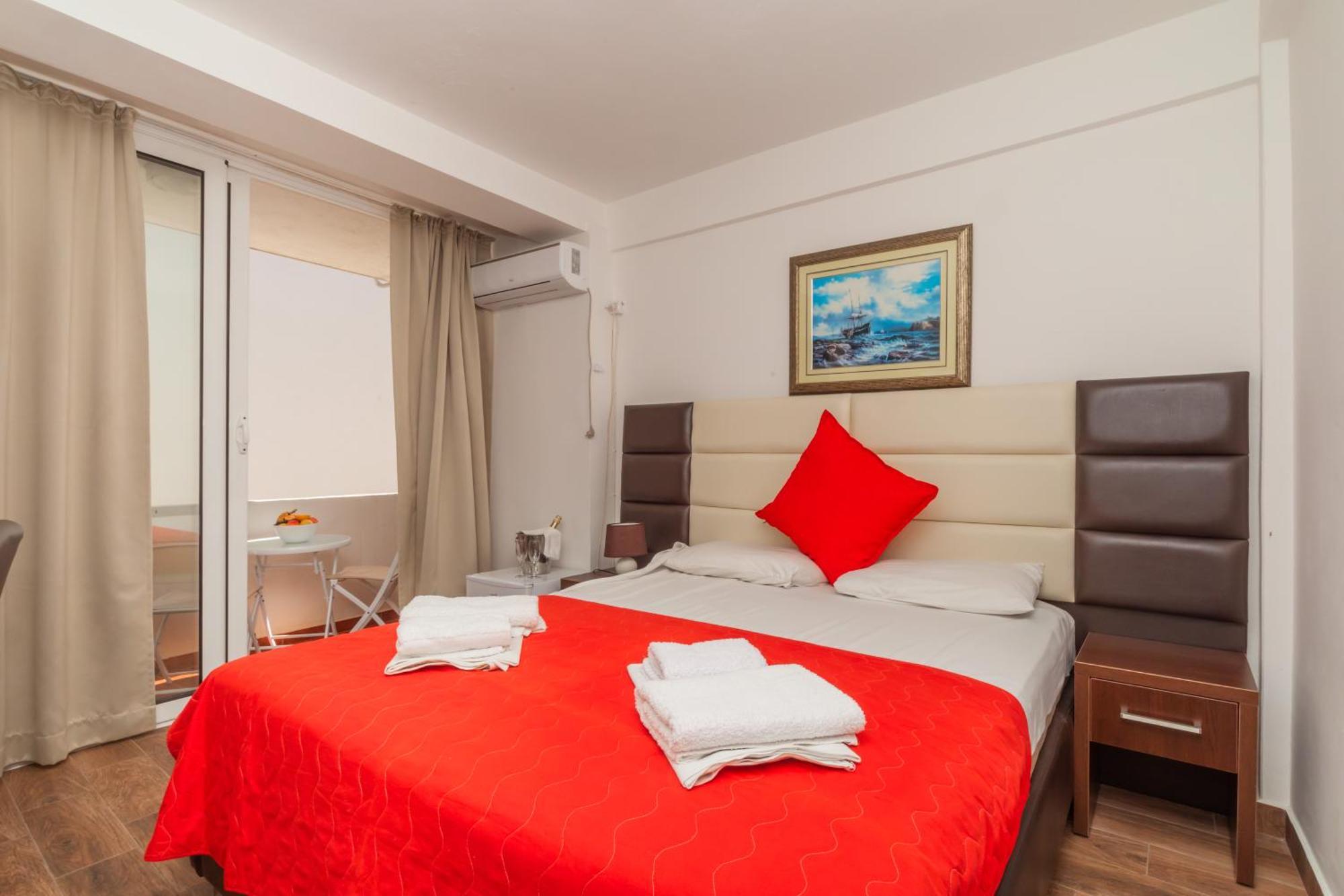 David Apartments And Rooms Dobra Voda Exterior photo