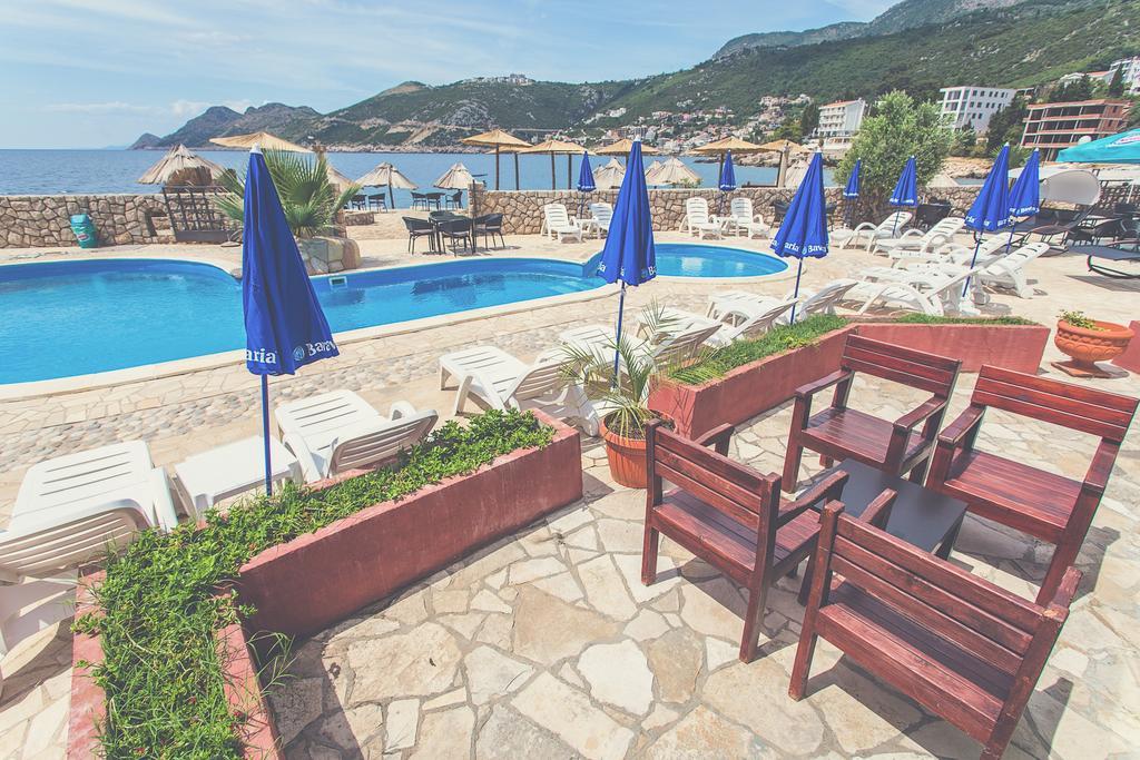 David Apartments And Rooms Dobra Voda Exterior photo