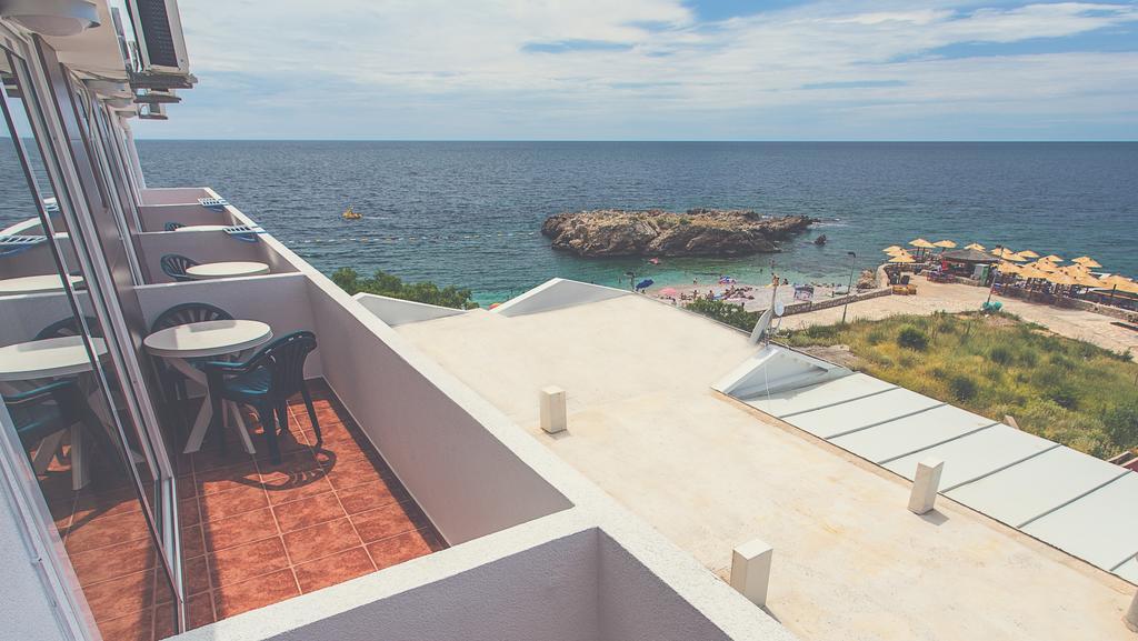 David Apartments And Rooms Dobra Voda Exterior photo