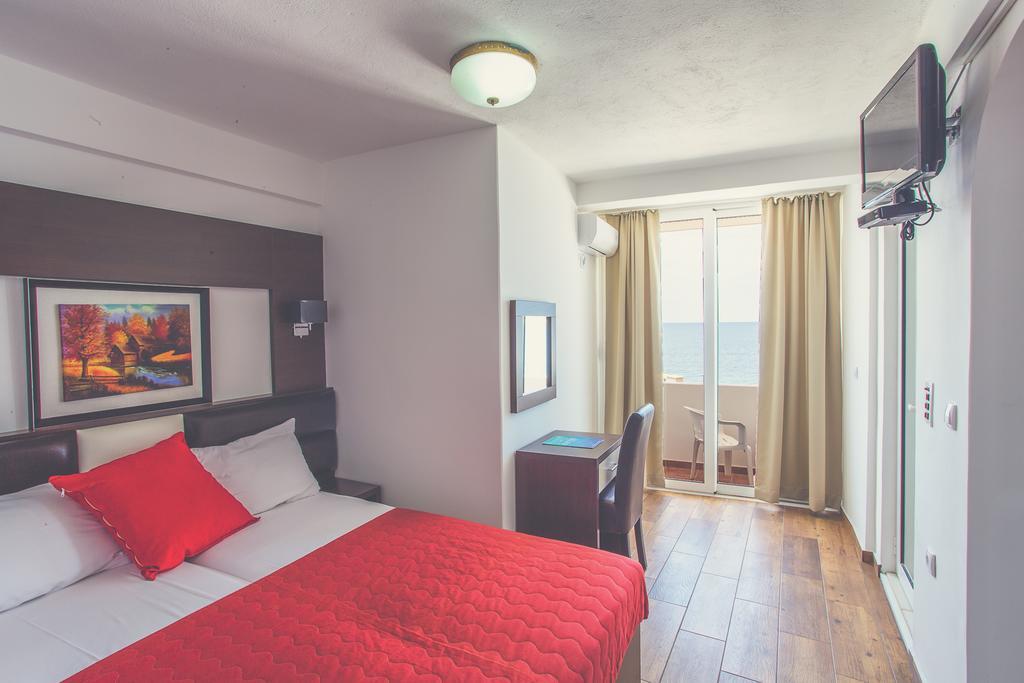 David Apartments And Rooms Dobra Voda Exterior photo