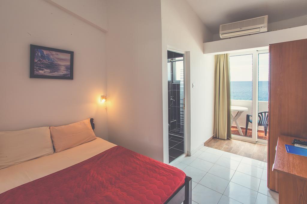 David Apartments And Rooms Dobra Voda Exterior photo